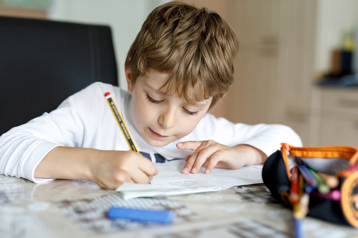 Est-ce que les devoirs nuisent à la santé des enfants?