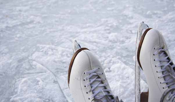 Patinage libre et hockey: les plus belles patinoires extérieures du Québec