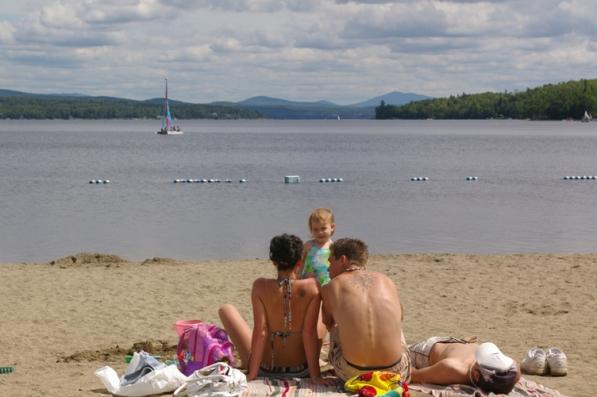 14 belles plages où nager en famille au Québec