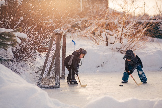 Patin et hockey: nos meilleurs trucs pour patiner en famille